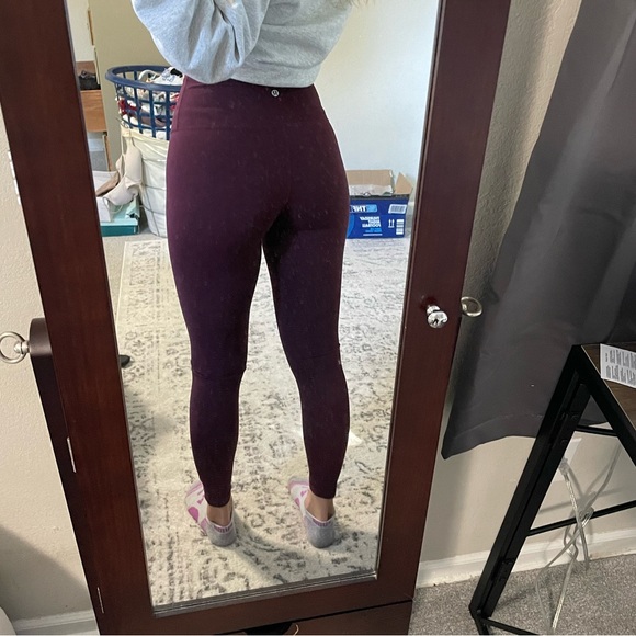 Lululemon Invigorate Leggings 25” - Picture 7 of 7